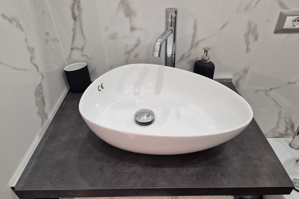 Photo of Bathroom in Gorla
