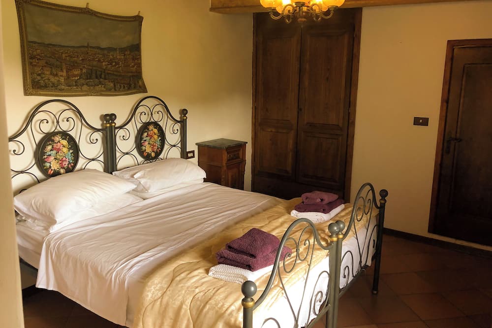 Photo of Bedroom in Caprese Michelangelo