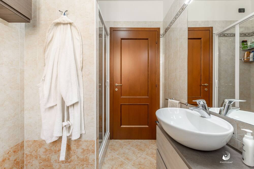 Photo of Bathroom in Medesano