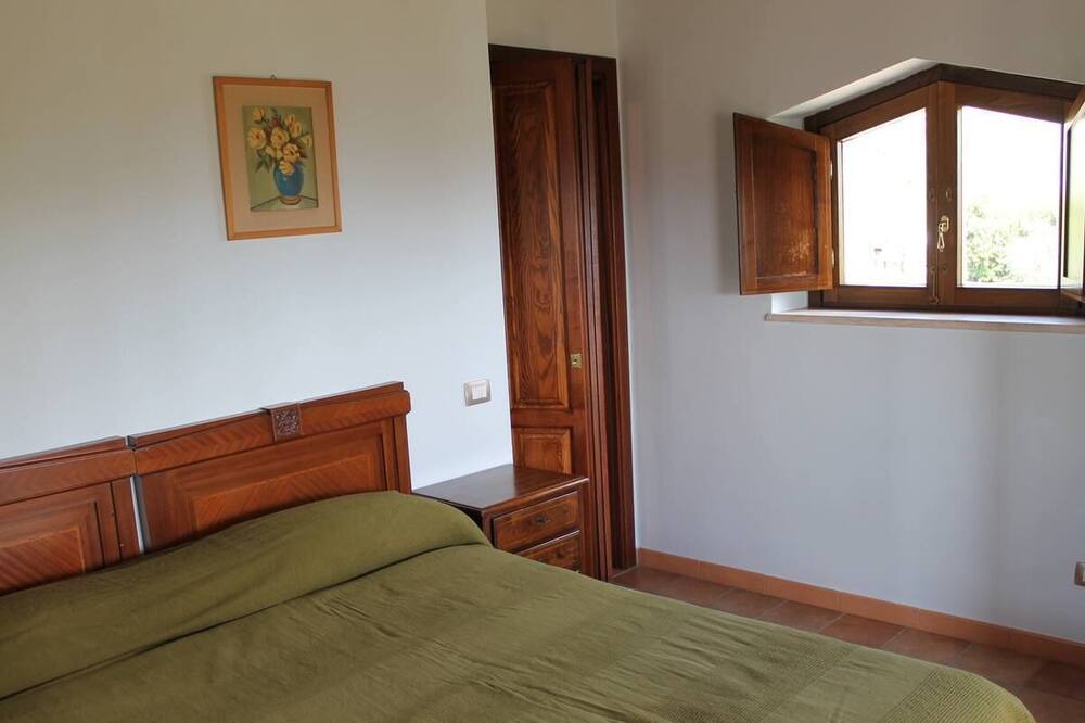 Photo of Bedroom in Penna in Teverina