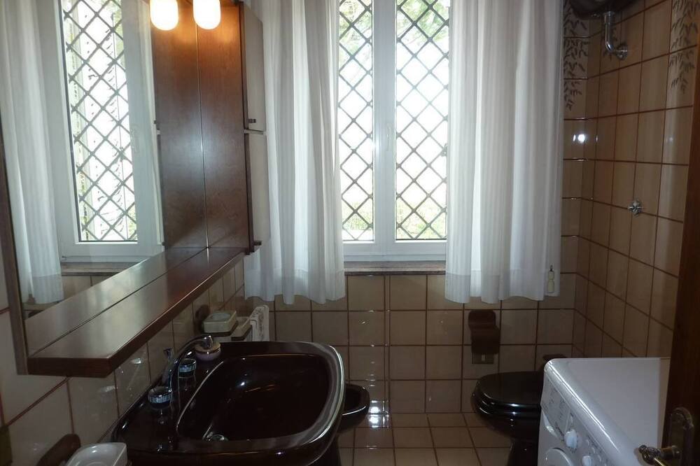 Photo of Bathroom in Colbuccaro