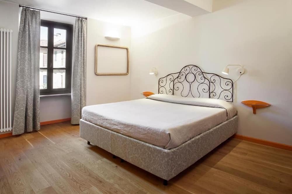 Photo of Bedroom in Vimercate