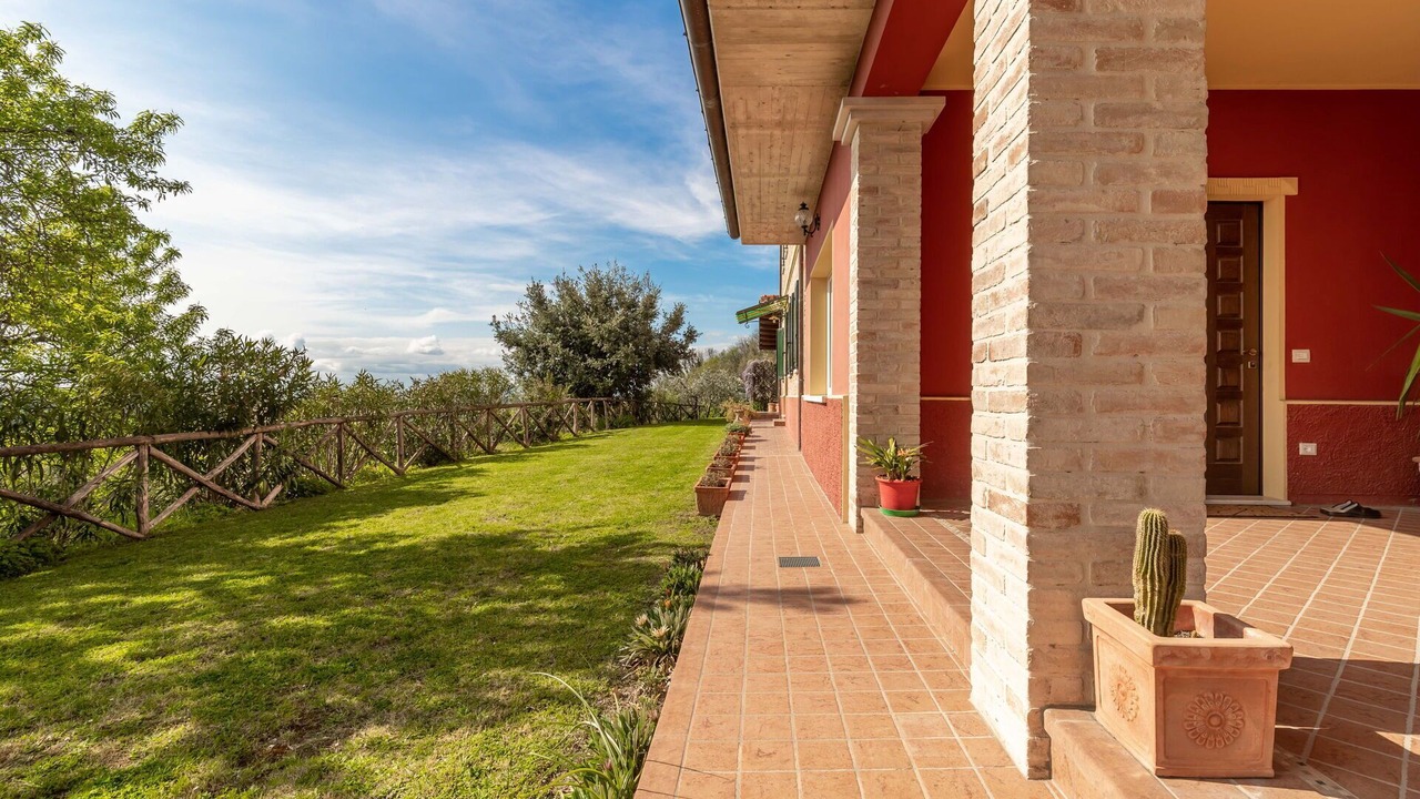 Photo of Outdoor in Mombaroccio