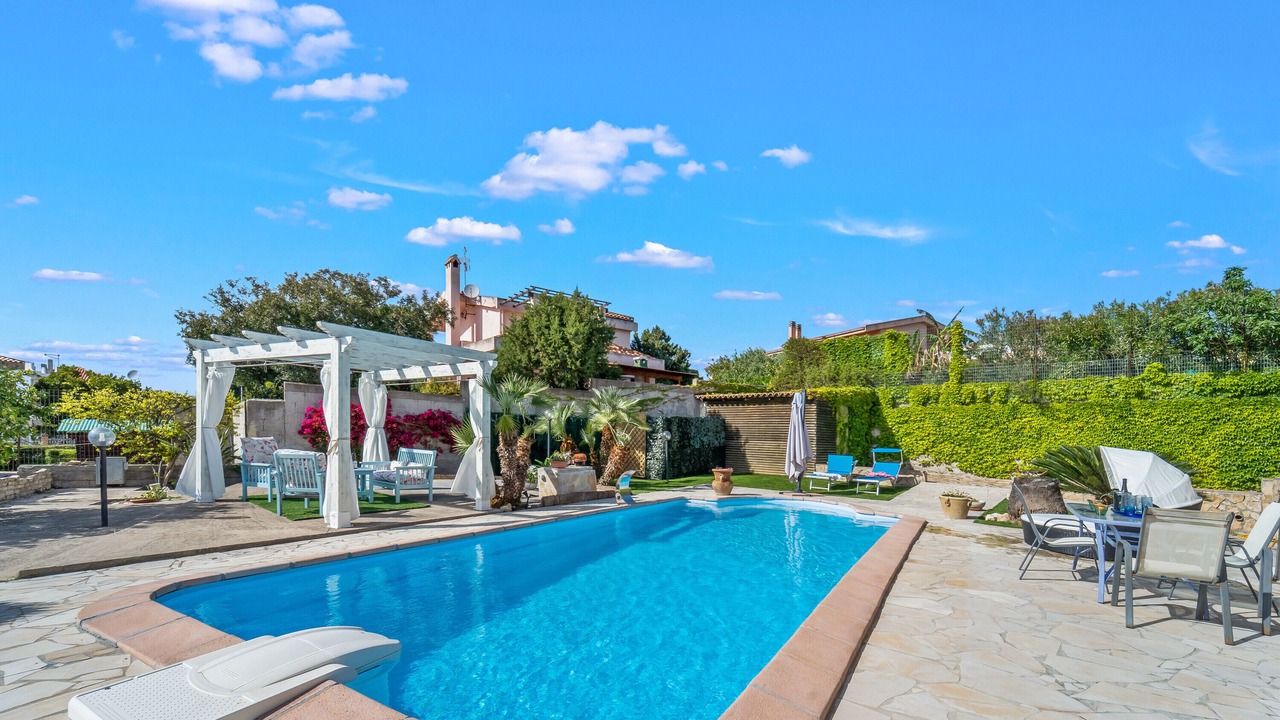 Photo of Outdoor in Capitana