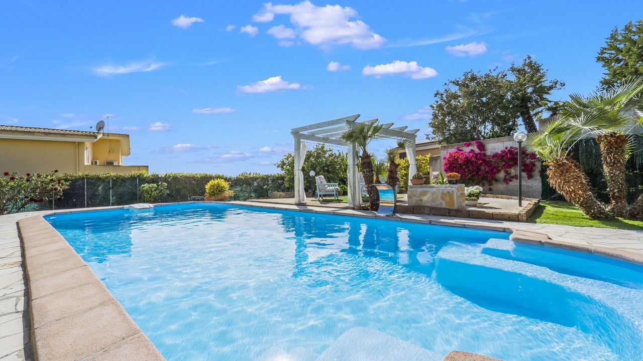 Photo of Outdoor in Capitana