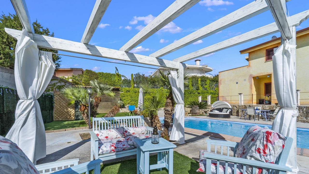 Photo of Outdoor in Capitana