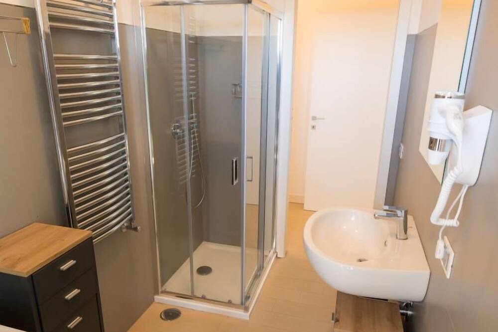 Photo of Bathroom in Gianola