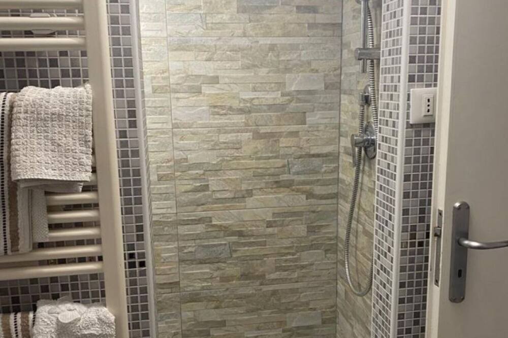 Photo of Bathroom in Lido di Volano