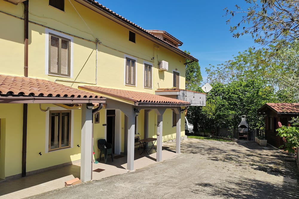 Photo of Outdoor in Arsita