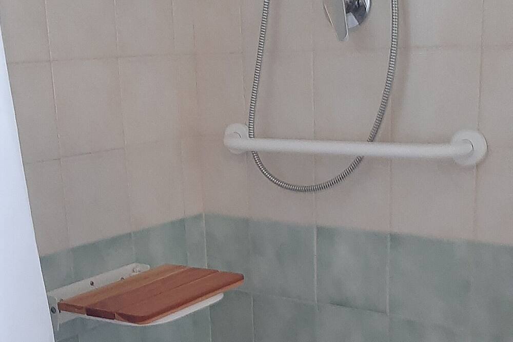Photo of Bathroom in Penna in Teverina