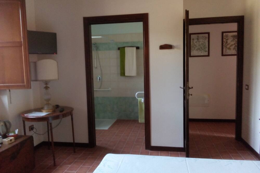 Photo of Bedroom in Penna in Teverina
