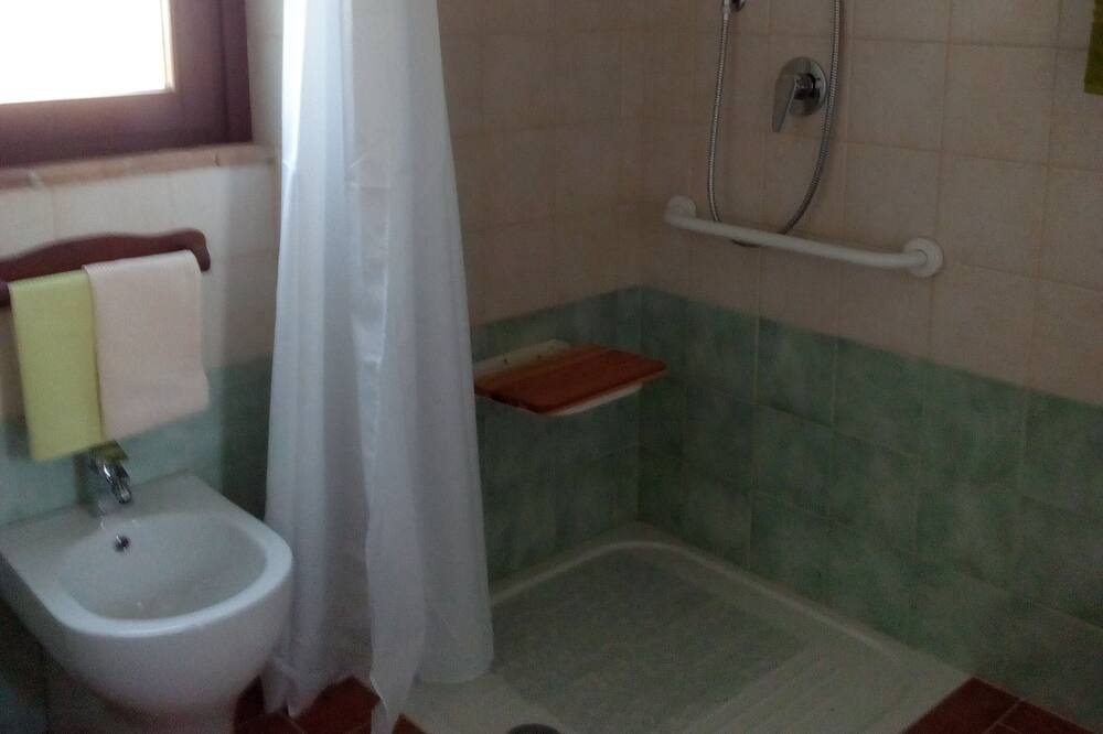 Photo of Bathroom in Penna in Teverina