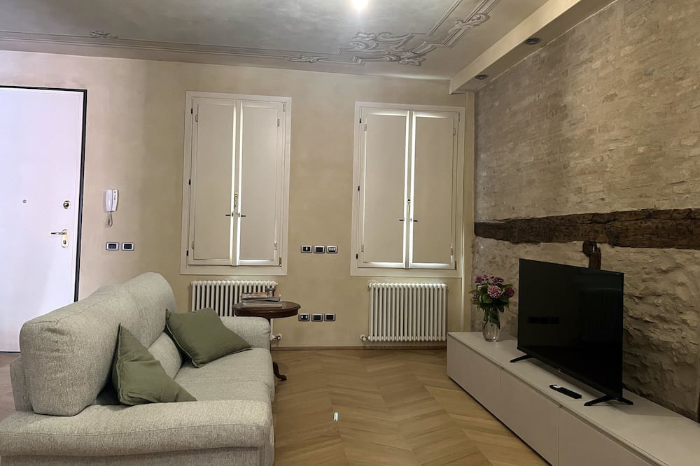 Photo of Livingroom in Castelfranco Emilia