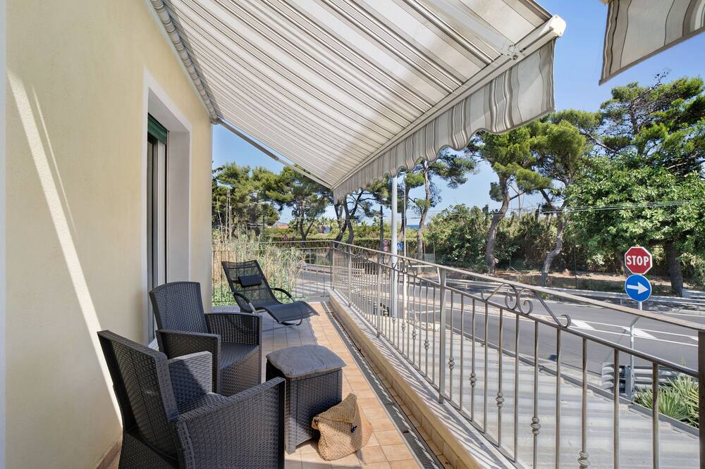 Photo of Outdoor in Bussana