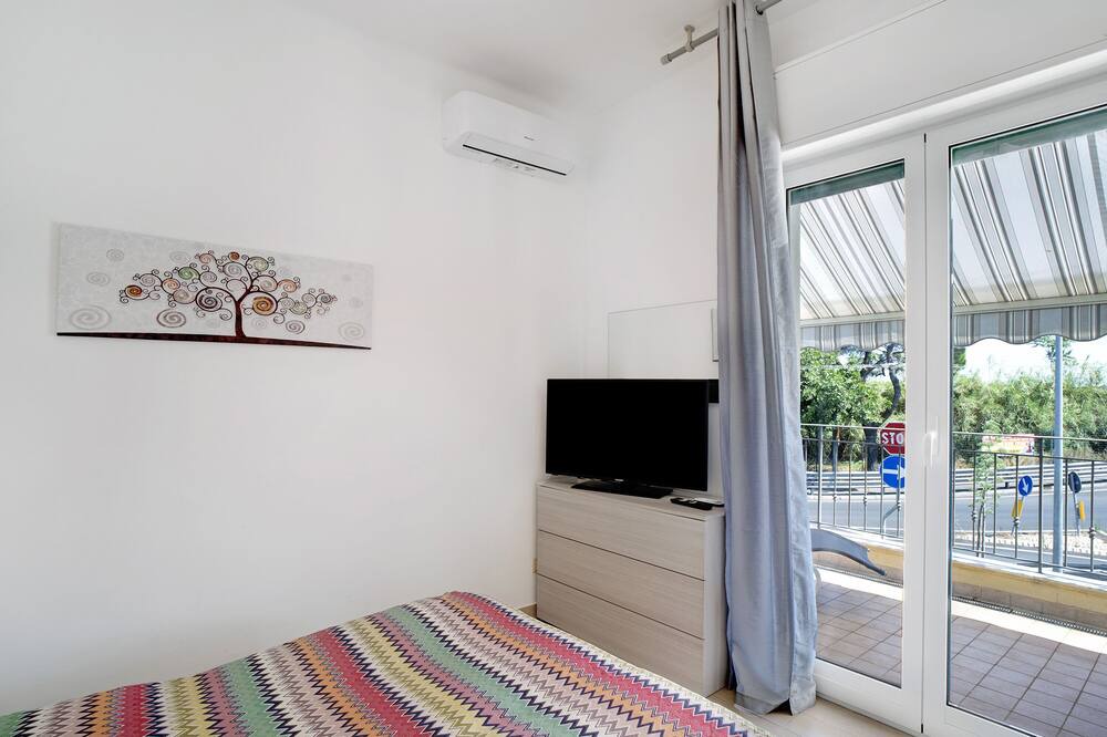 Photo of Bedroom in Bussana