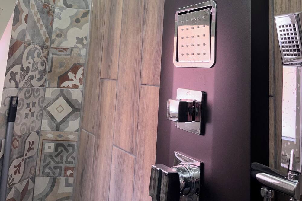 Photo of Bathroom in Ganzirri