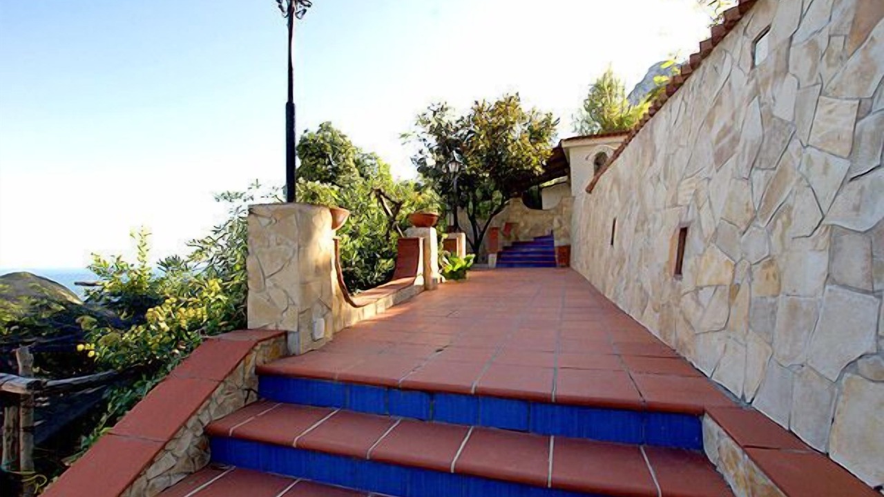 Photo of Outdoor in Albori