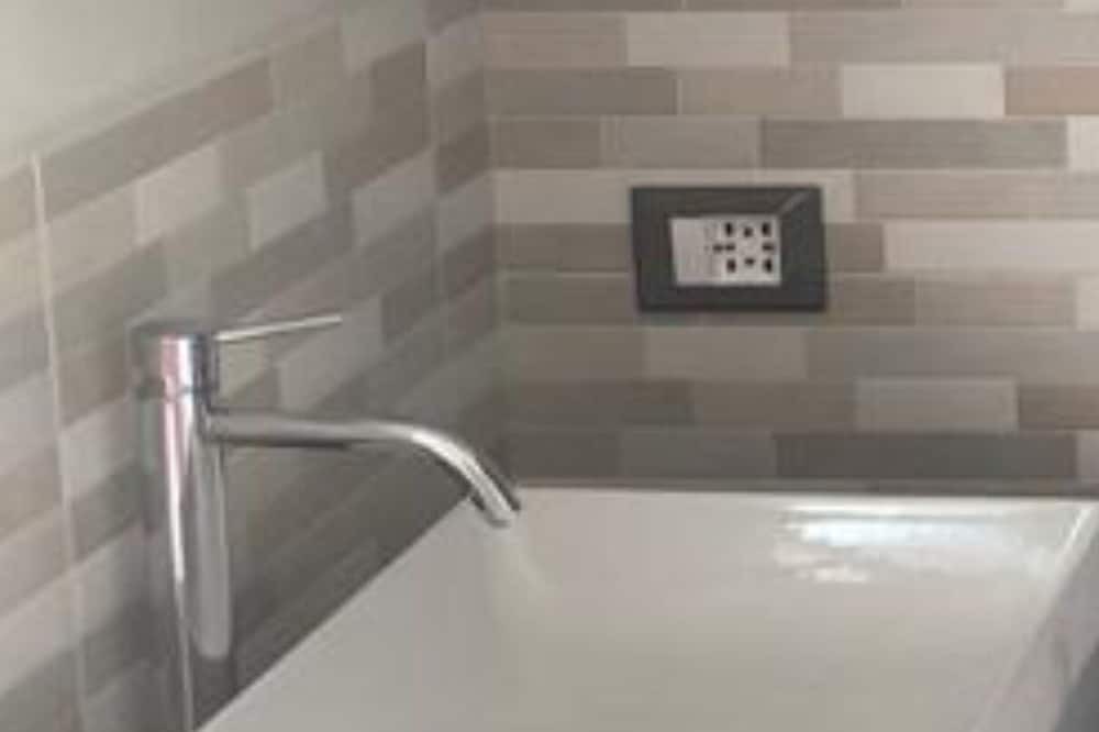 Photo of Bathroom in Manerbio