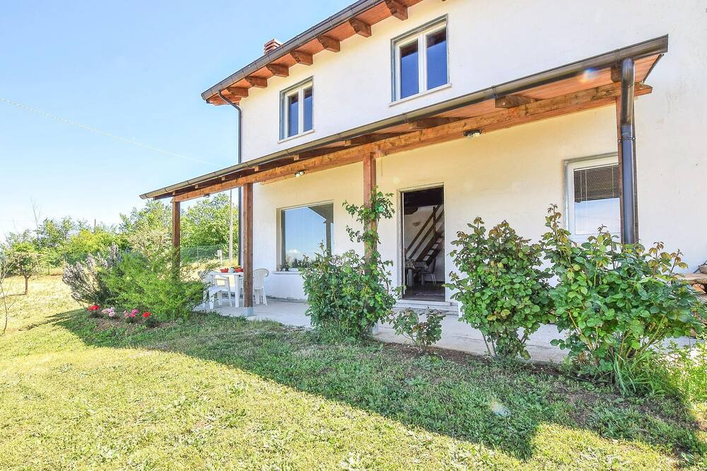 Photo of Outdoor in Busso