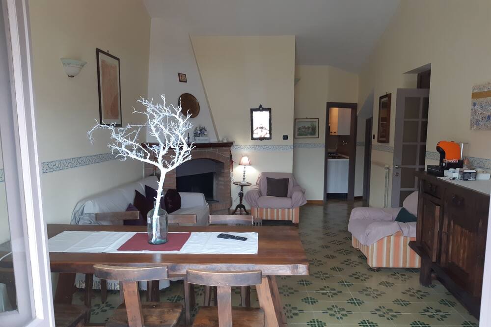 Photo of Livingroom in Piediluco