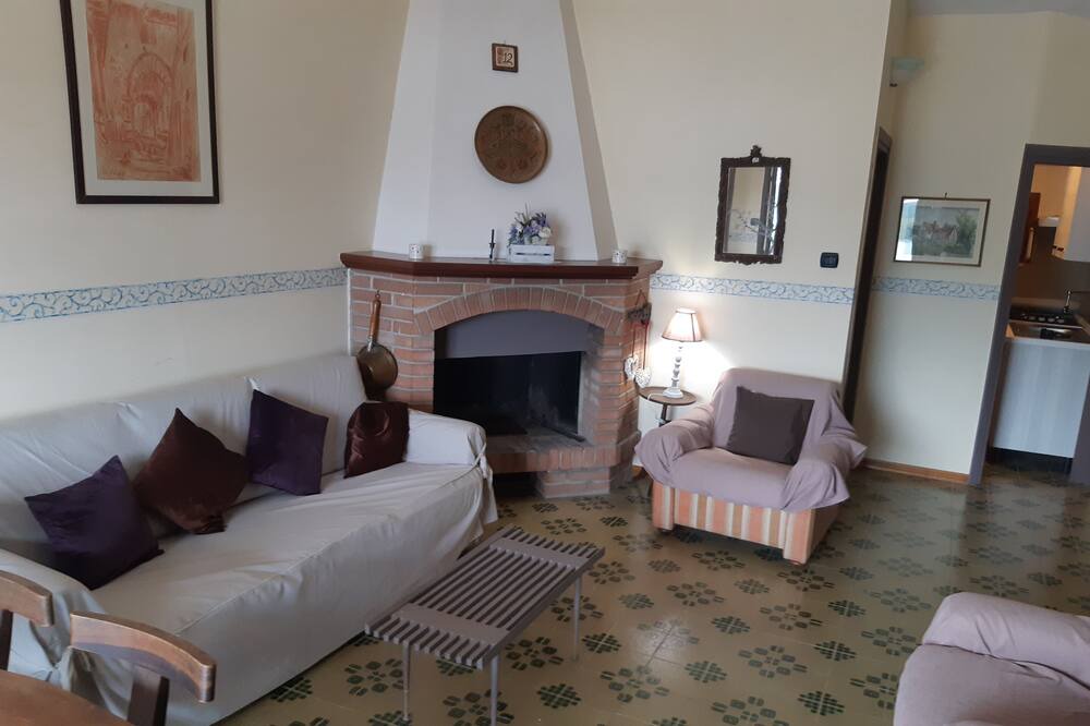 Photo of Livingroom in Piediluco