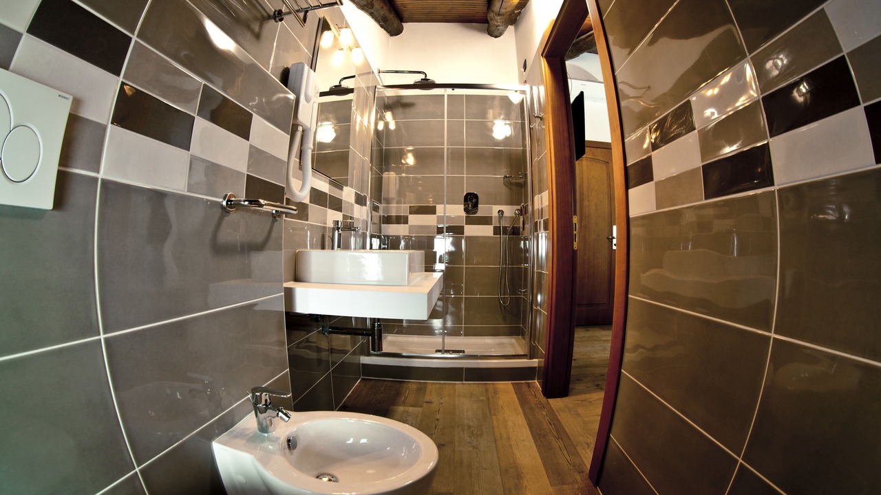 Photo of Bathroom in Cairo Montenotte