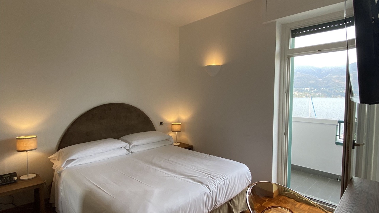 Photo of Bedroom in Porto Valtravaglia