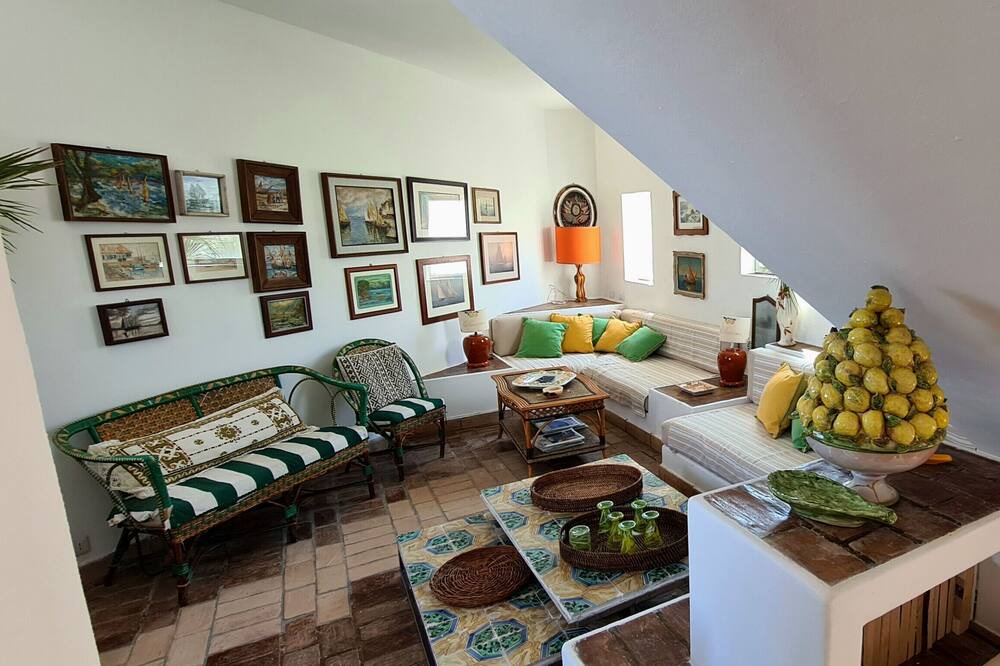 Photo of Livingroom in Ponza