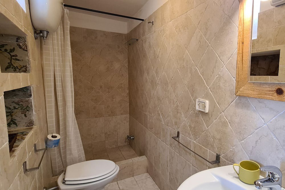 Photo of Bathroom in Ponza