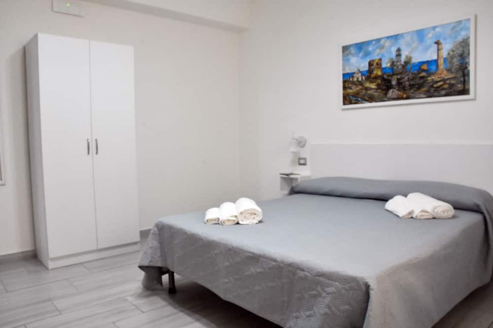 Photo of Bedroom in Crotone
