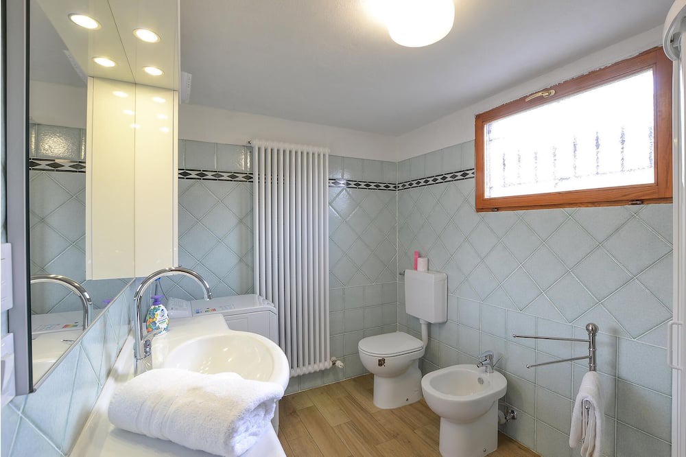 Photo of Bathroom in Grimacco