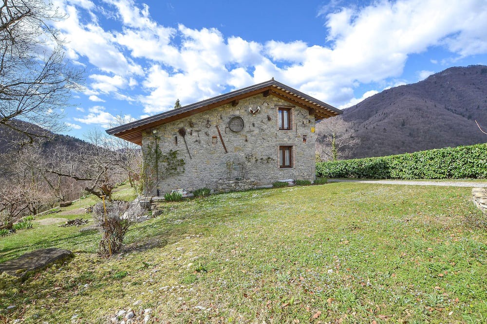 Photo of Outdoor in Grimacco