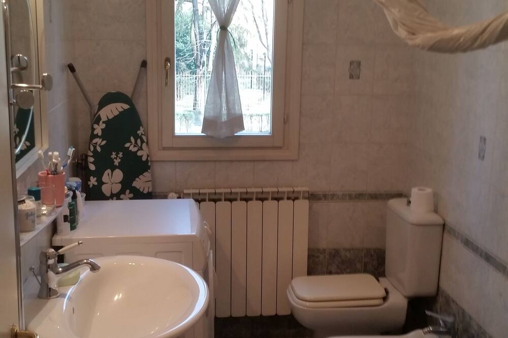 Photo of Bathroom in Castelfranco Emilia