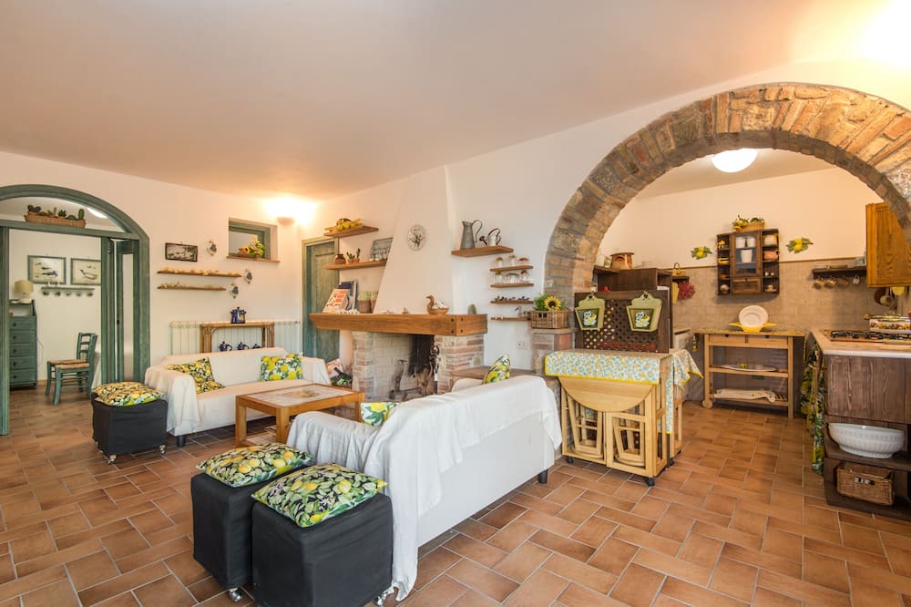 Photo of Livingroom in Avigliano Umbrio