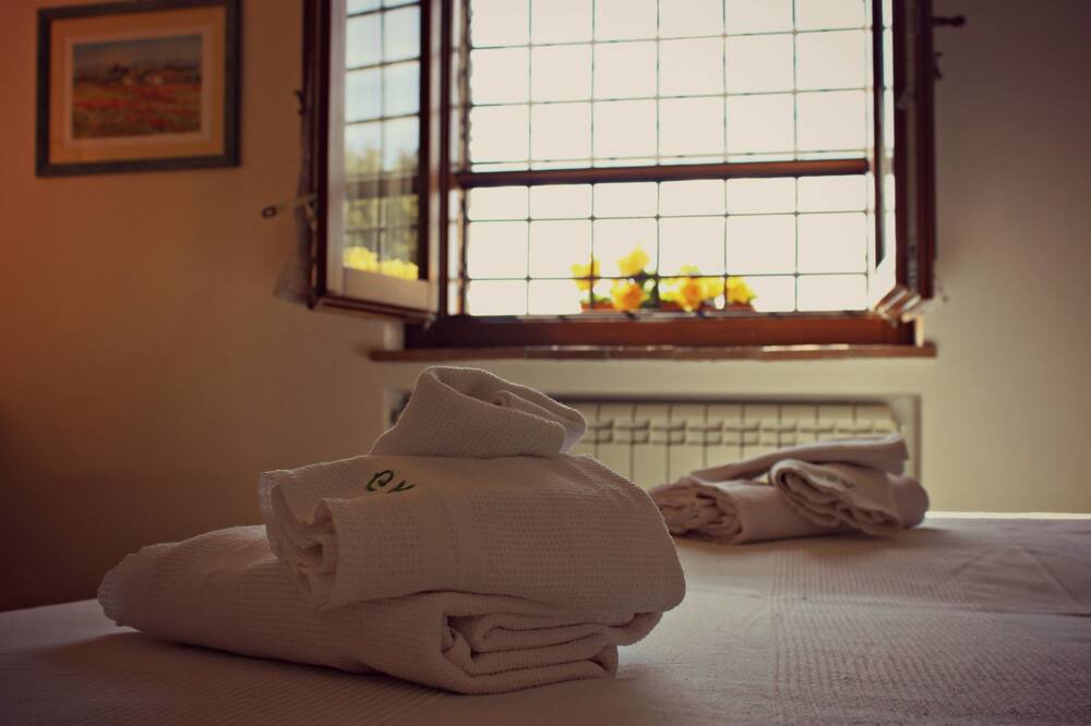 Photo of Bedroom in Avigliano Umbrio