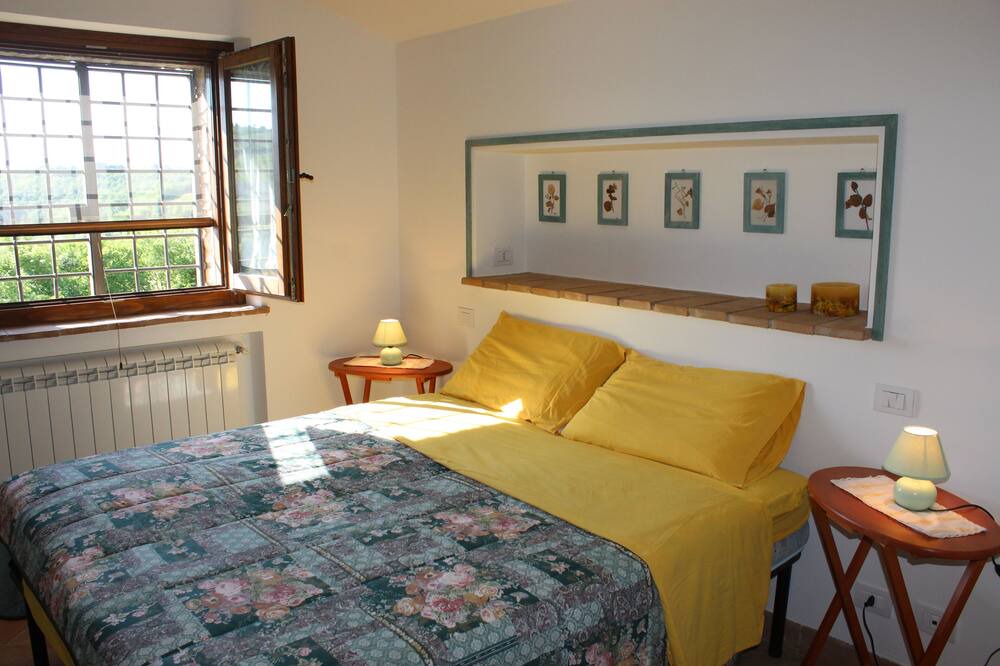 Photo of Bedroom in Avigliano Umbrio