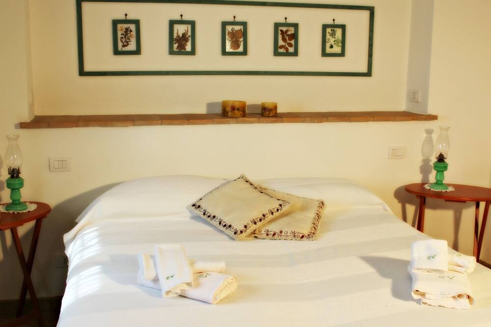 Photo of Bedroom in Avigliano Umbrio