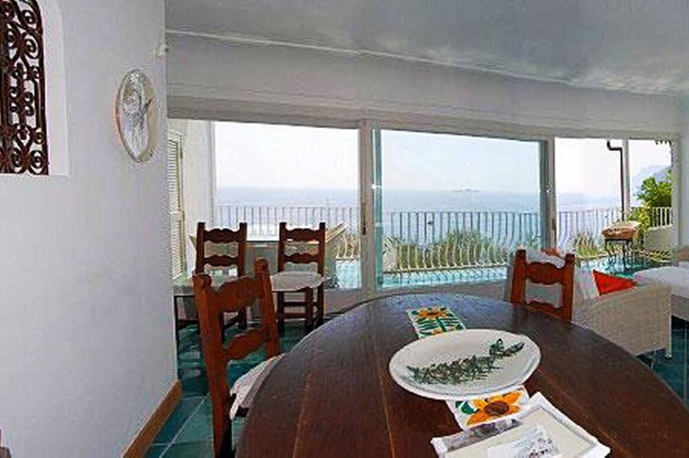 Photo of Livingroom in Pogerola