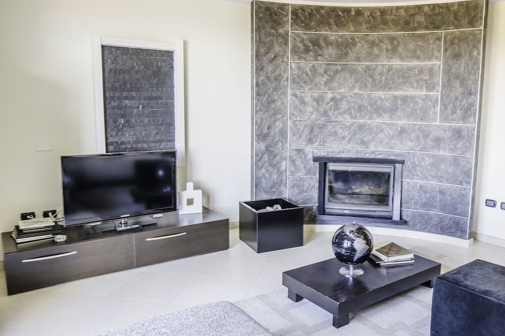 Photo of Livingroom in Santu Lussurgiu