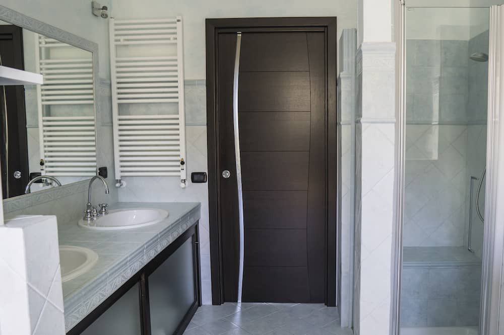 Photo of Bathroom in Santu Lussurgiu