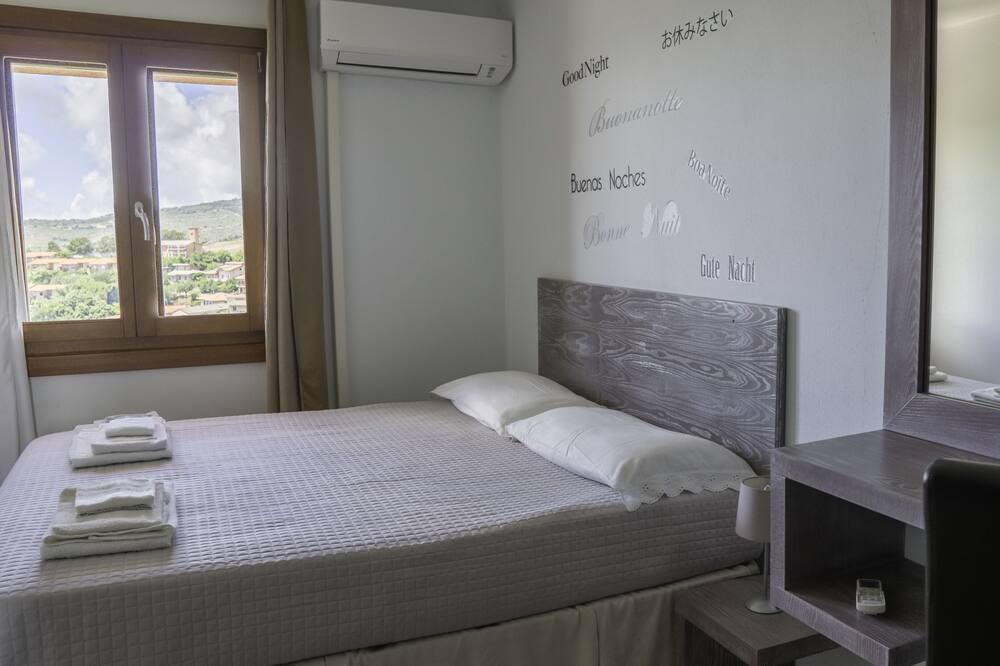 Photo of Bedroom in Santu Lussurgiu