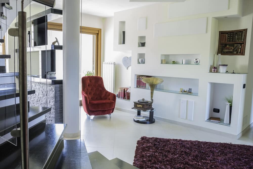 Photo of Livingroom in Santu Lussurgiu