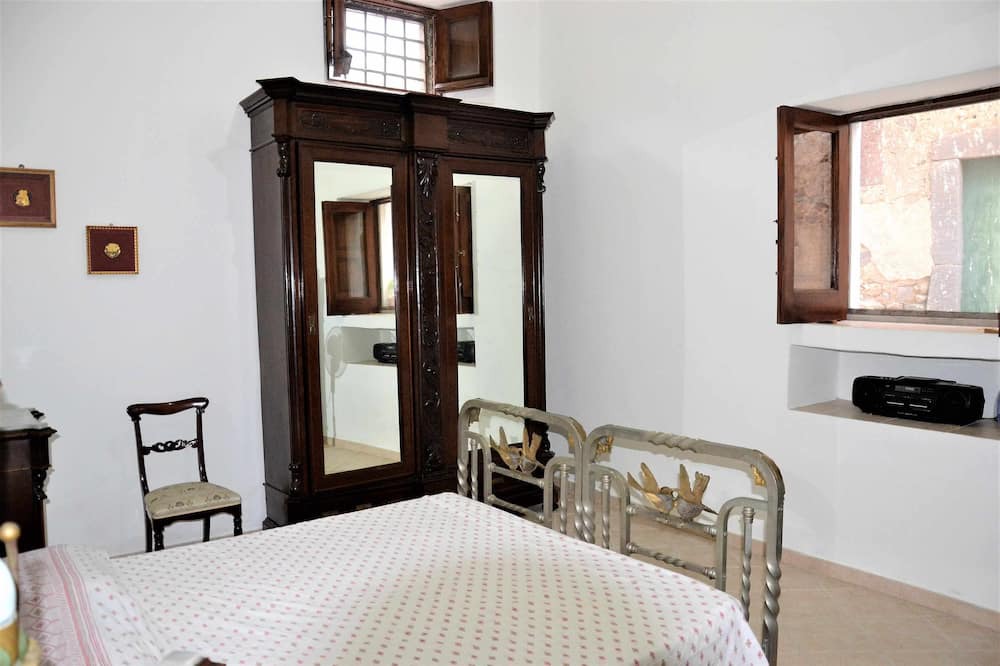 Photo of Bedroom in Malfa