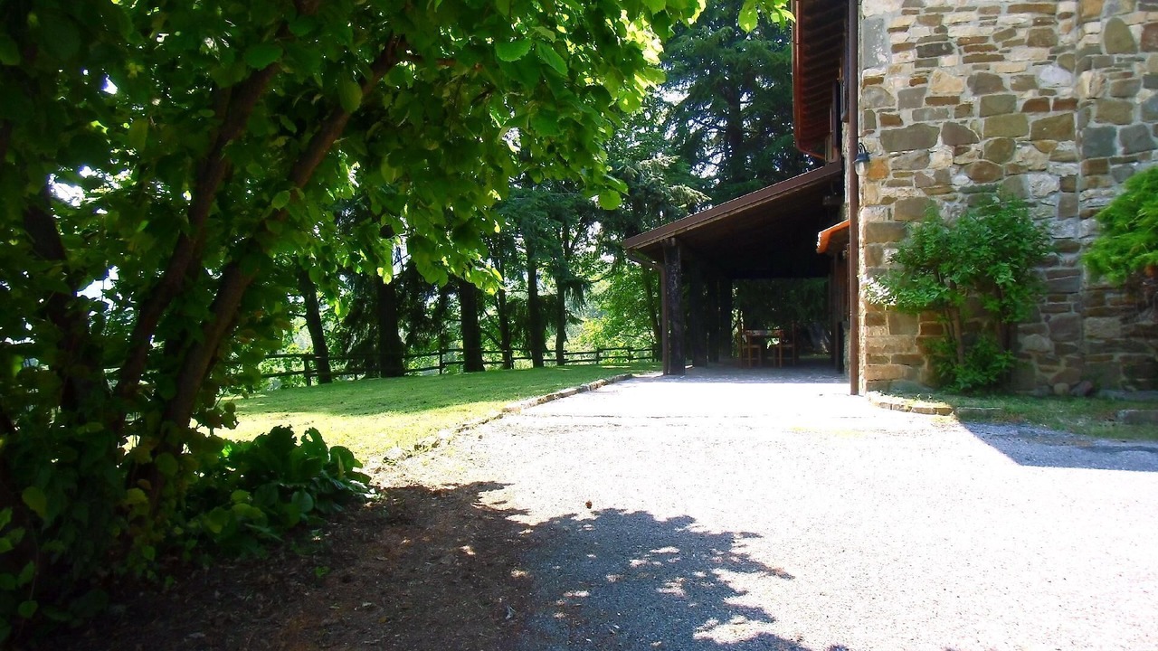 Photo of Outdoor in Gromlongo
