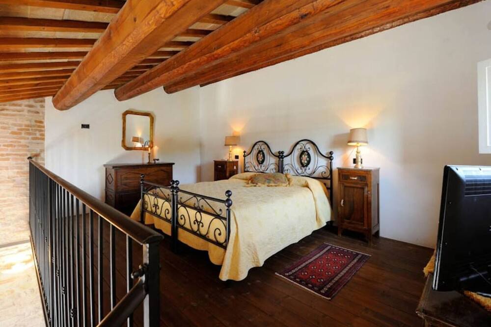 Photo of Bedroom in Rupoli