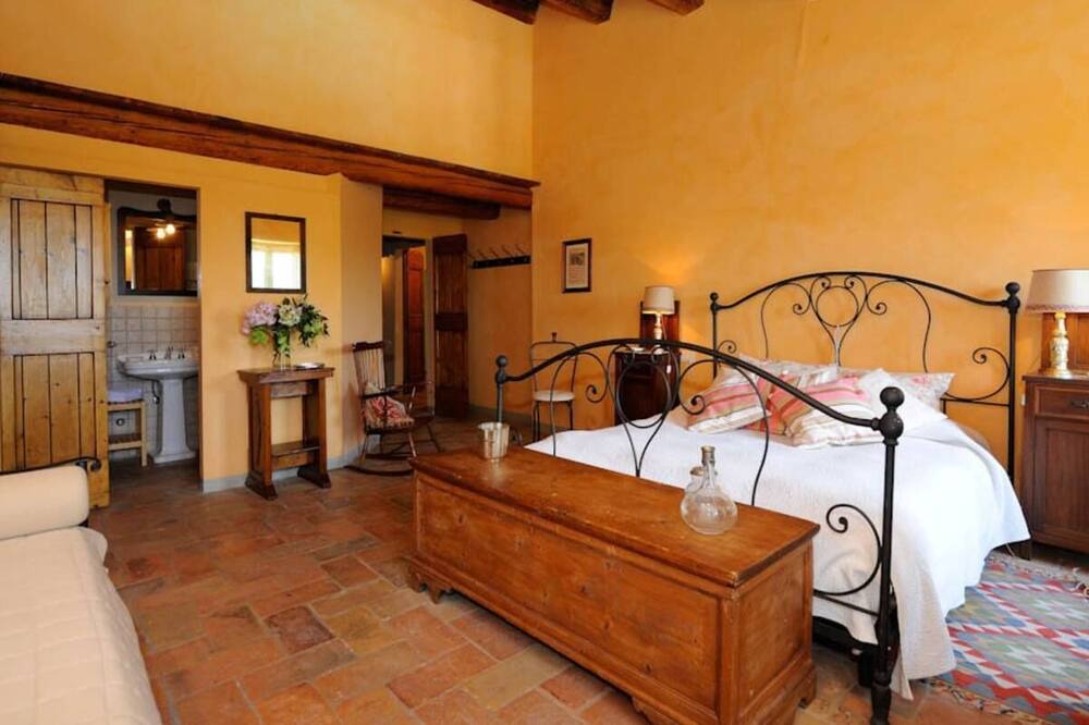 Photo of Bedroom in Rupoli