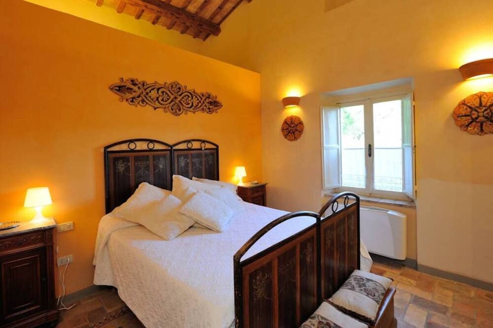 Photo of Bedroom in Rupoli
