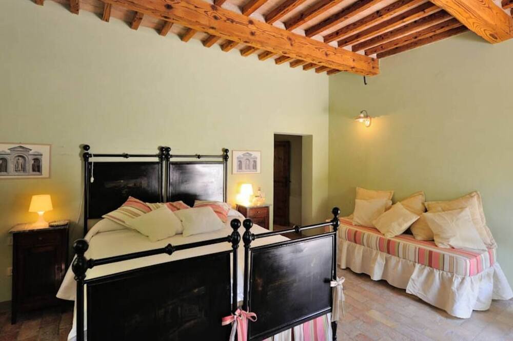 Photo of Bedroom in Rupoli
