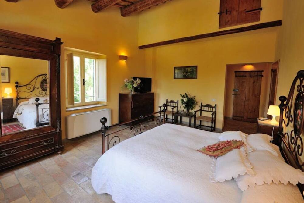 Photo of Bedroom in Rupoli