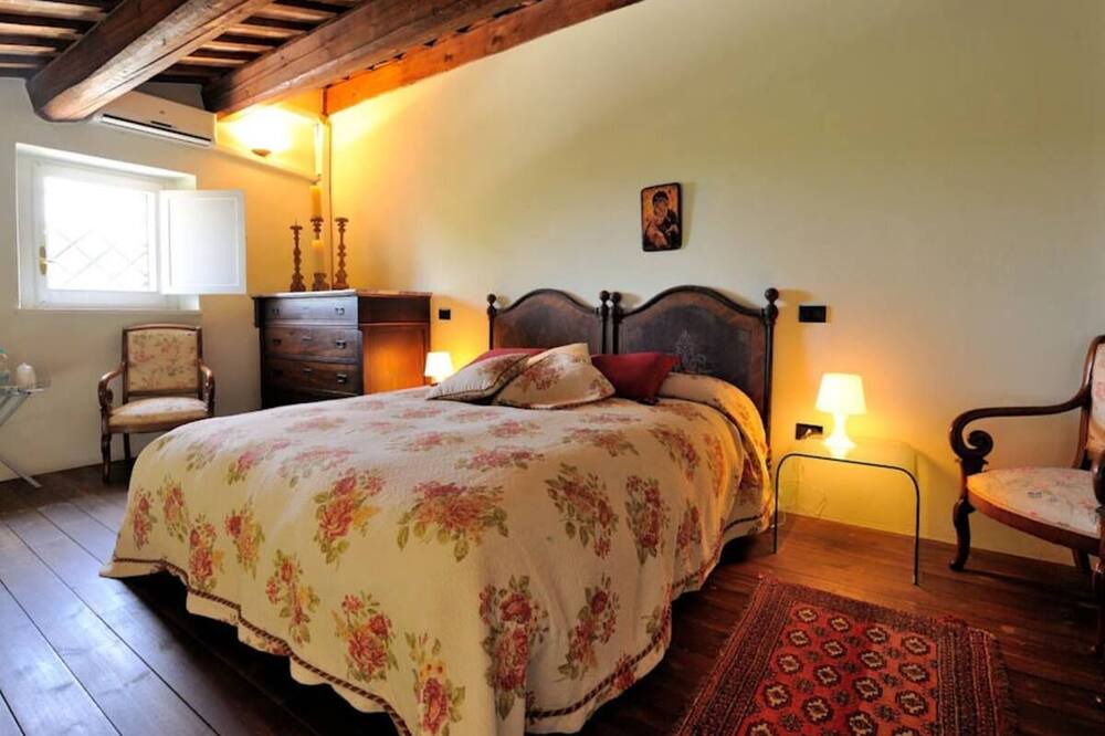Photo of Bedroom in Rupoli